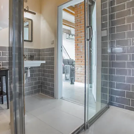 Apartamento 1 Bedroom Lovely In